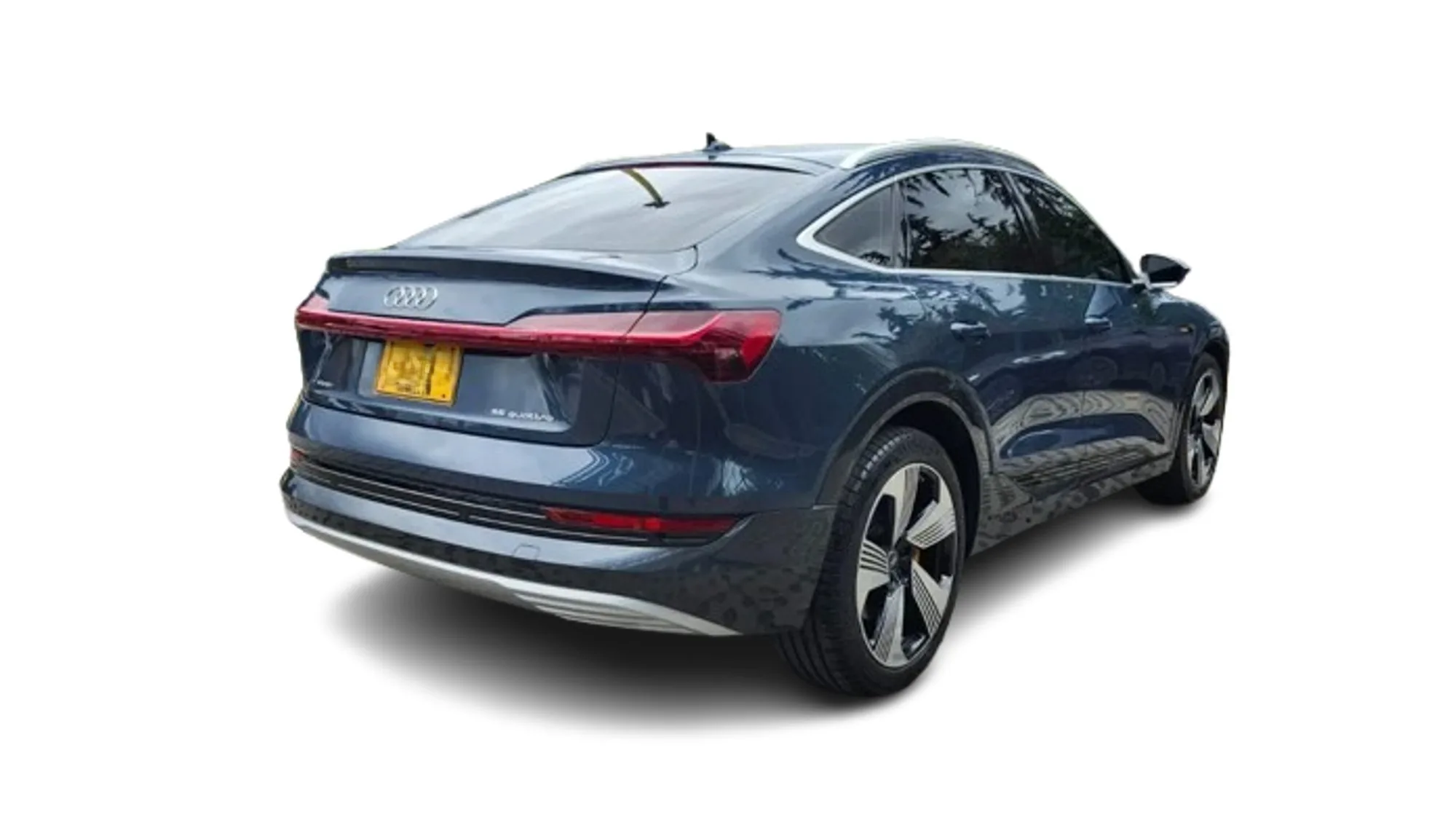 SUV Audi E-Tron Sportback 2023 in Miami — photo 5