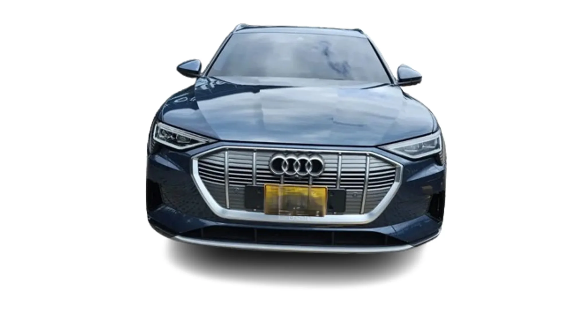 SUV Audi E-Tron Sportback 2023 in Miami — photo 2