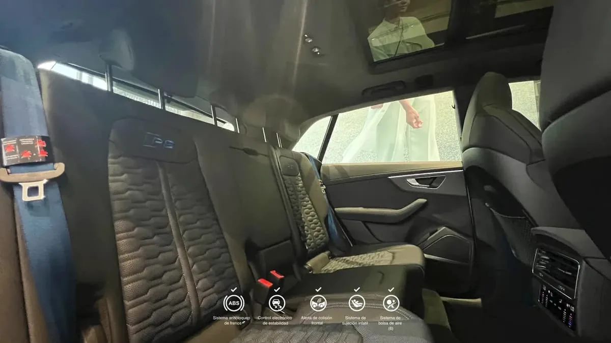 SUV Audi RS Q8 2026 in San Diego — photo 6