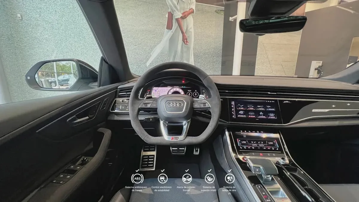 SUV Audi RS Q8 2026 in San Diego — photo 4