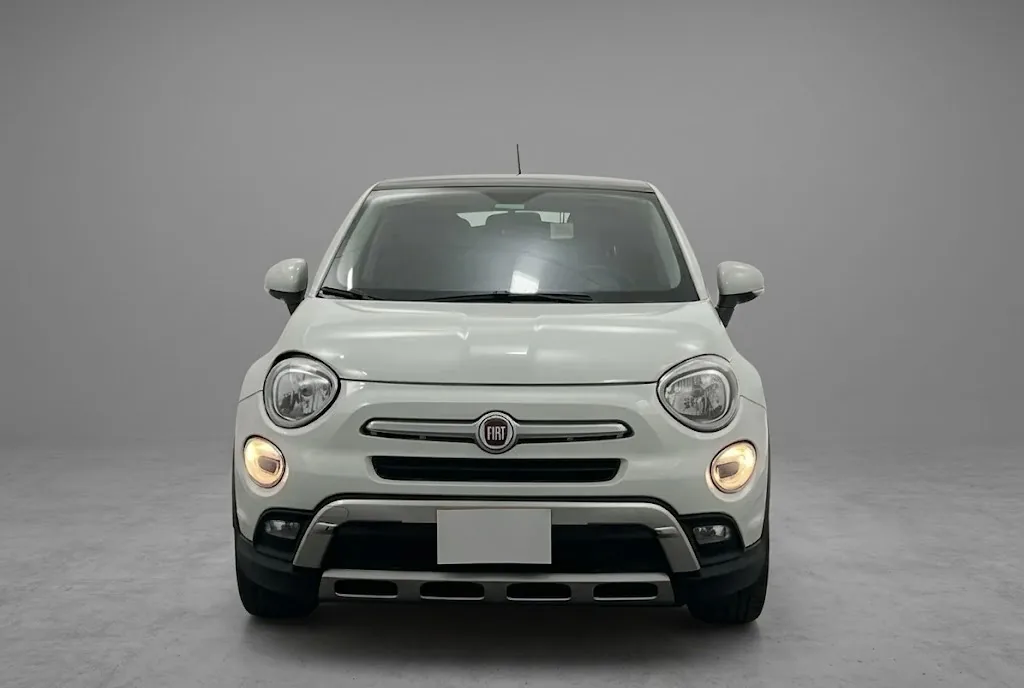 SUV Fiat 500x Latitude 2018 in Jacksonville — photo 2