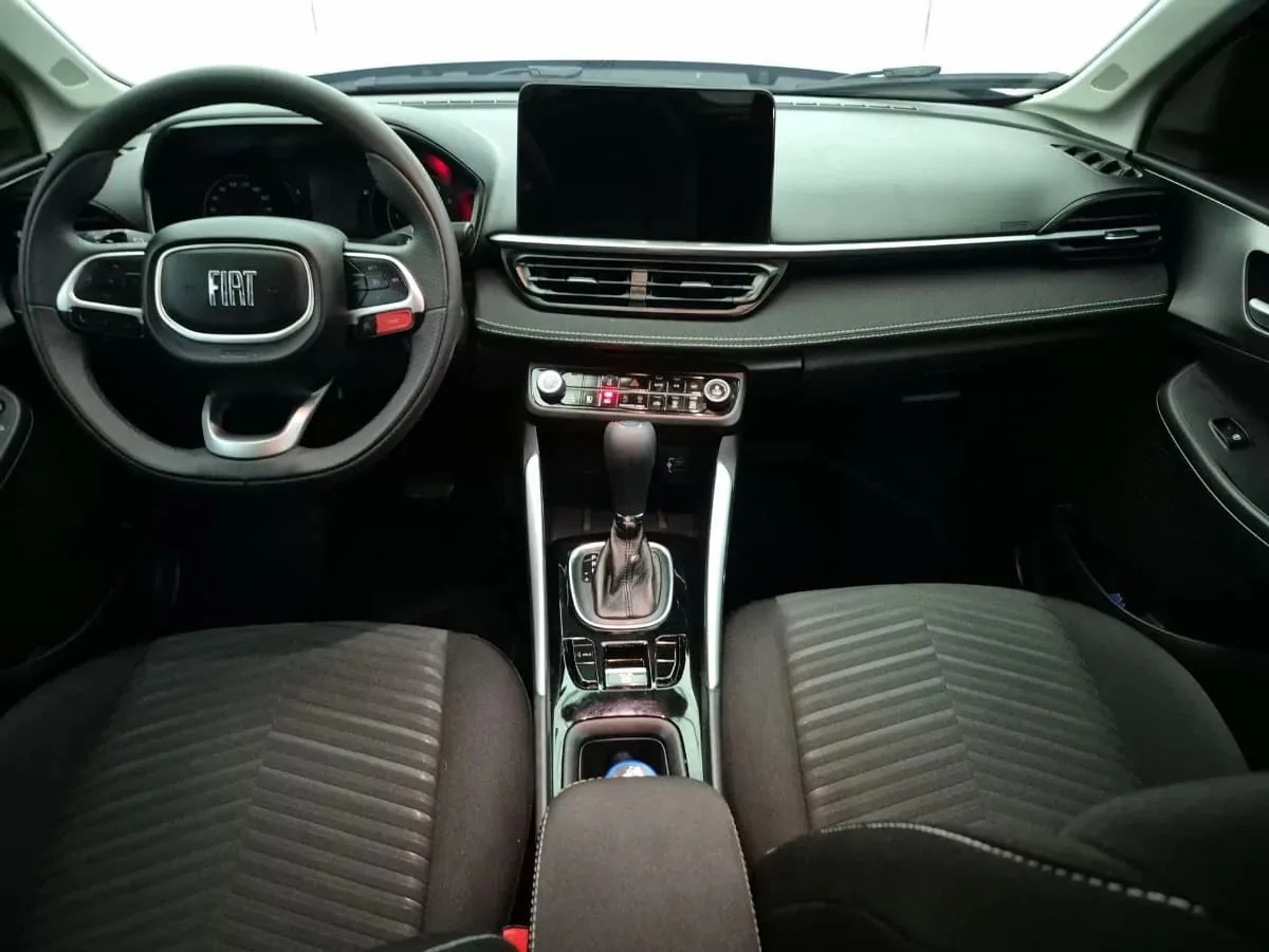 SUV Fiat Fastback 2025 Audace in Dallas — photo 7