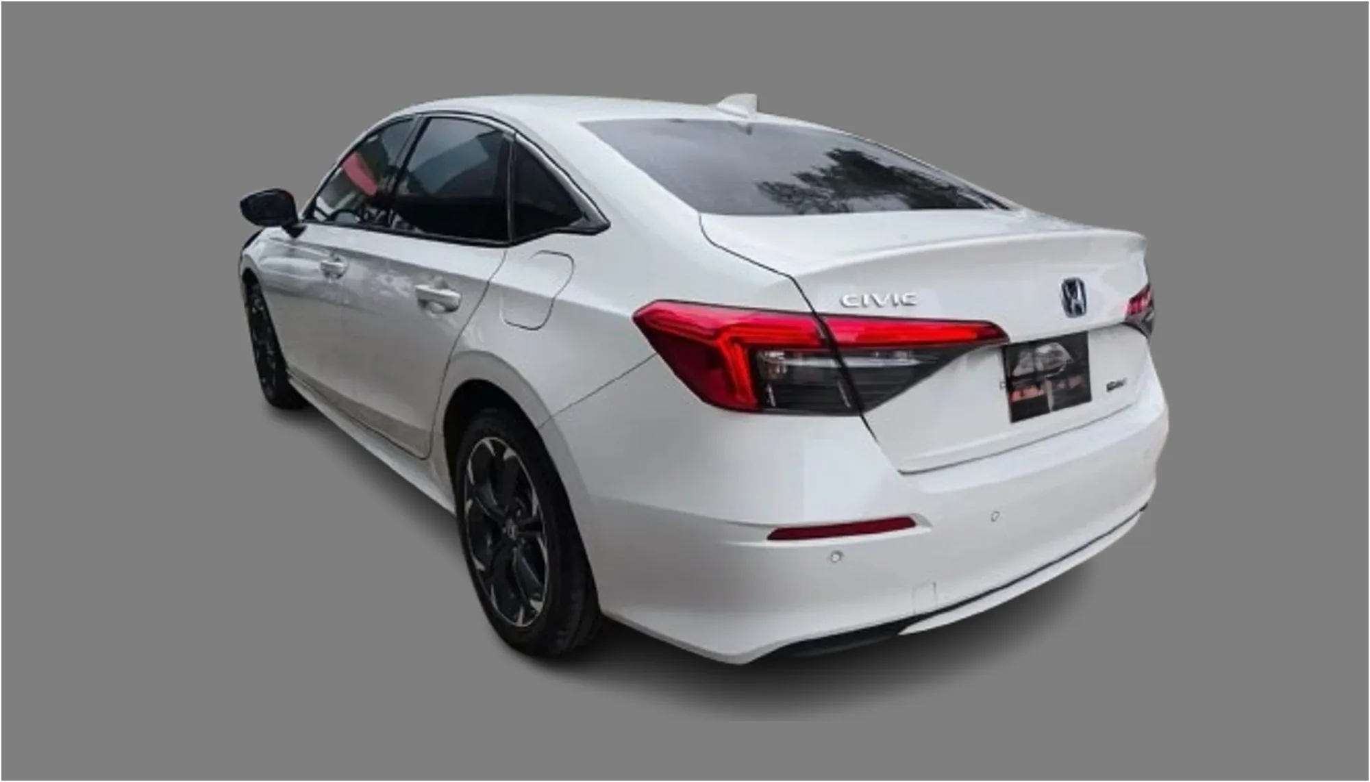 Sedan Honda Civic E-HEV 2023 in Charlotte — photo 5