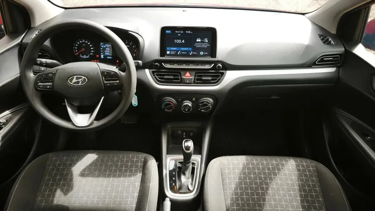Sedan Hyundai Accent HB20S 2024 in Sacramento — photo 6