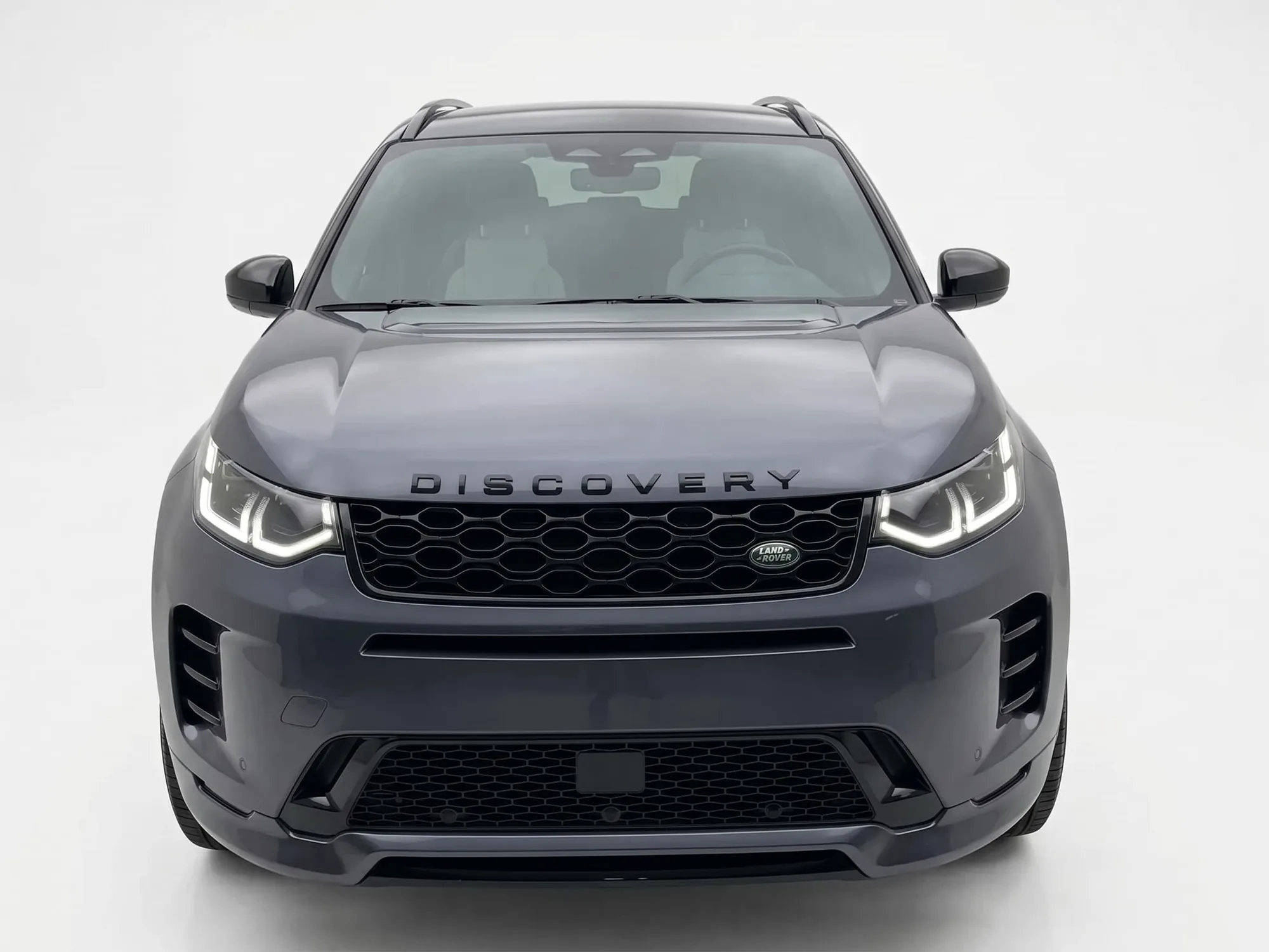 SUV Land Rover Discovery Sport 2024 in Houston — photo 3