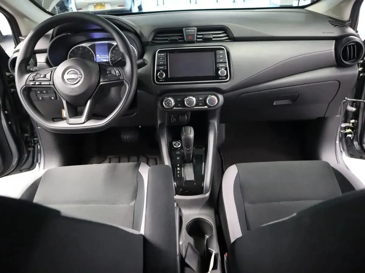 Sedan Nissan Versa Advance 2026 in Atlanta — photo 4