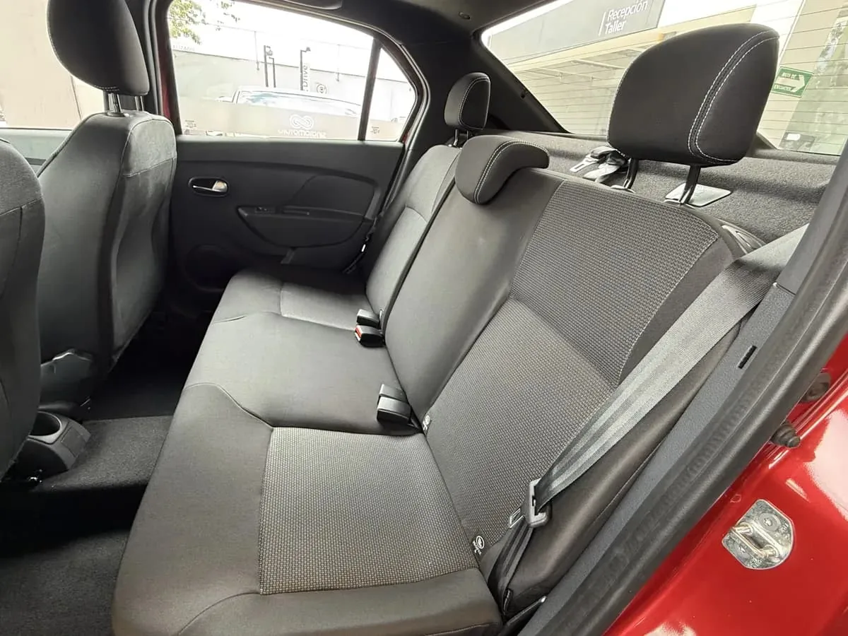Sedan Renault Logan Life 2027 in Miami — photo 7