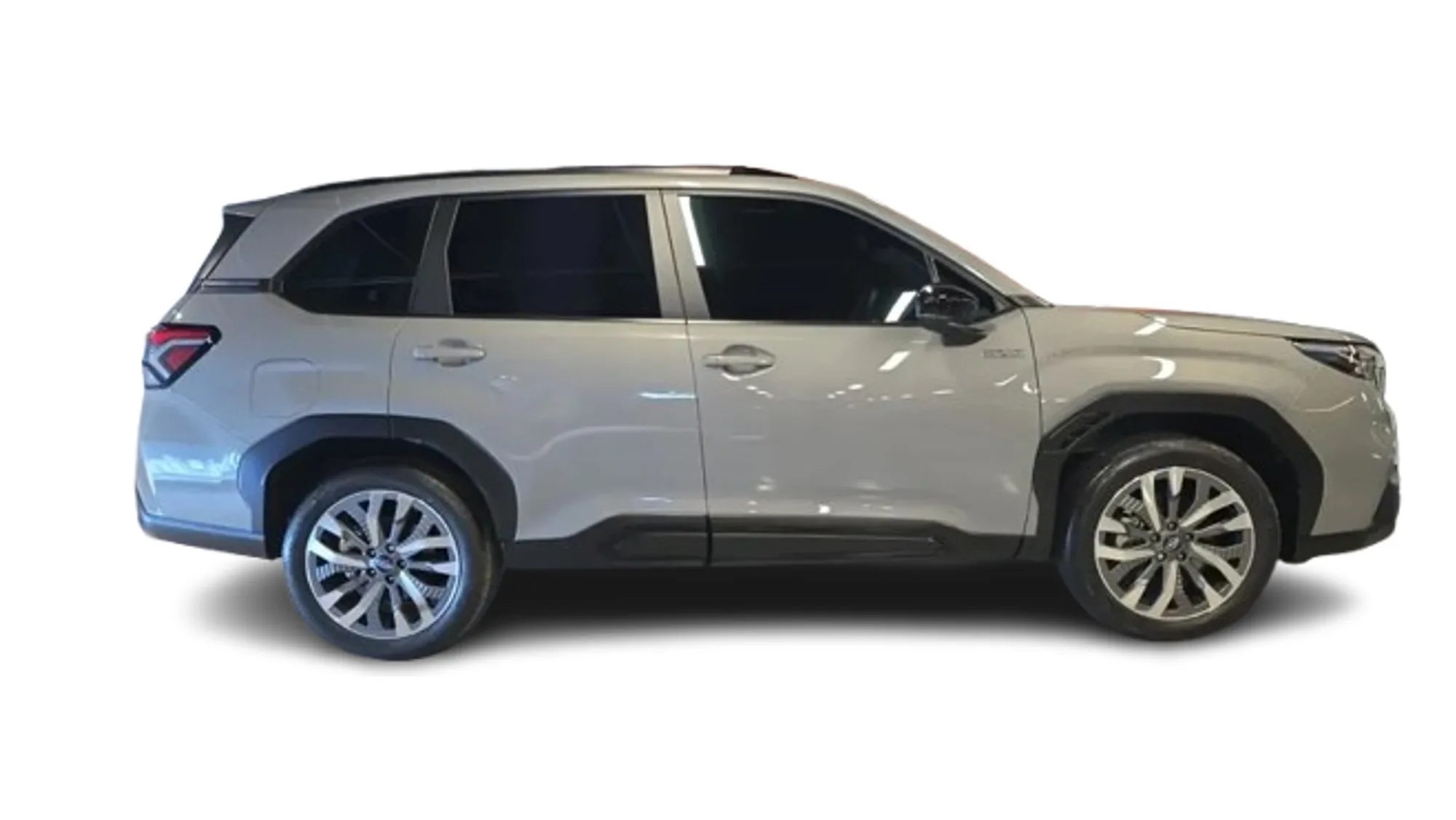 SUV Subaru Forester Strong Hybrid 2026 in Columbus — photo 4