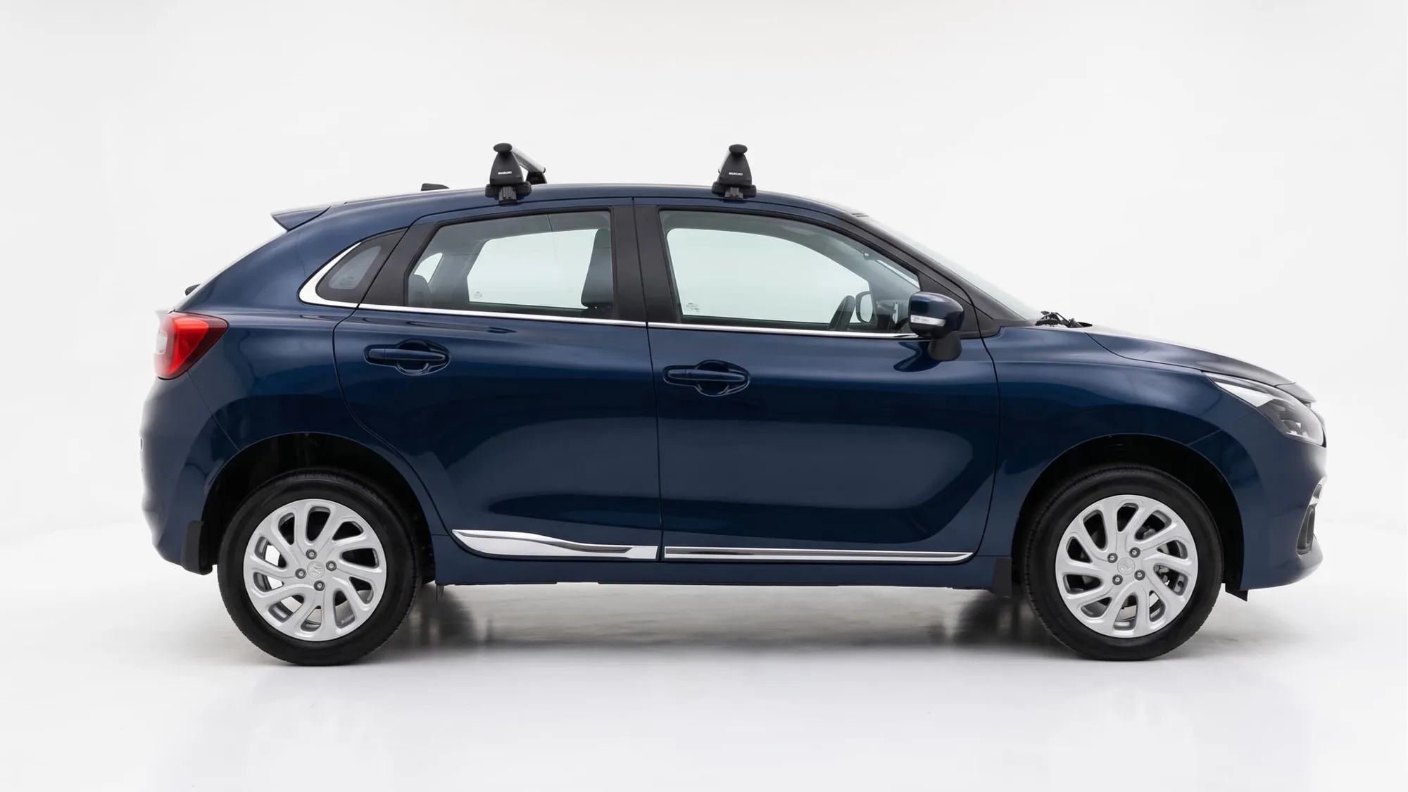 Hatchback Suzuki Baleno Cross 2026 in Miami — photo 3