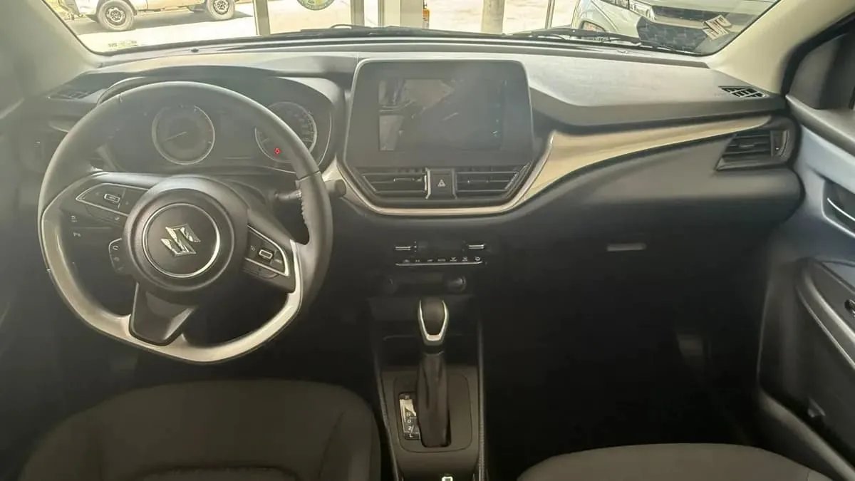 Hatchback Suzuki Baleno Cross 2026 in Miami — photo 6