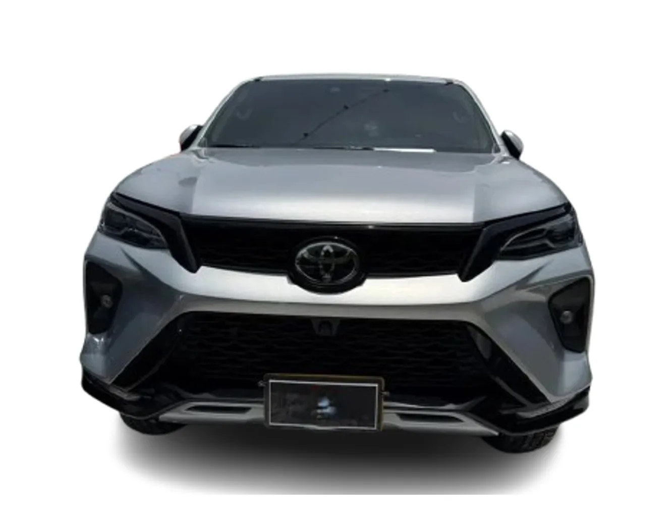 Pickup Toyota Fortuner SRV 2026 in Tampa — photo 2