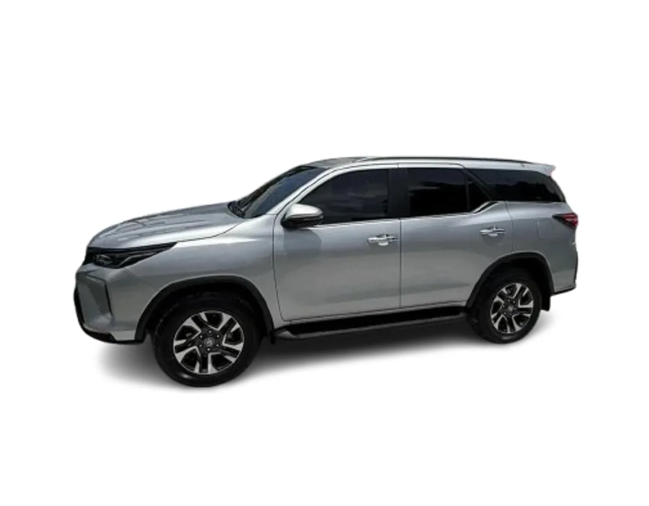 Pickup Toyota Fortuner SRV 2026 in Tampa — photo 3