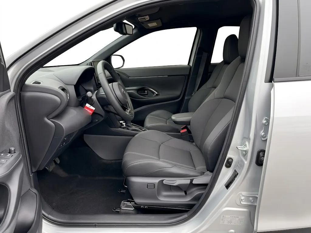 SUV Toyota Yaris Cross HEV 2026 in Orlando — photo 7