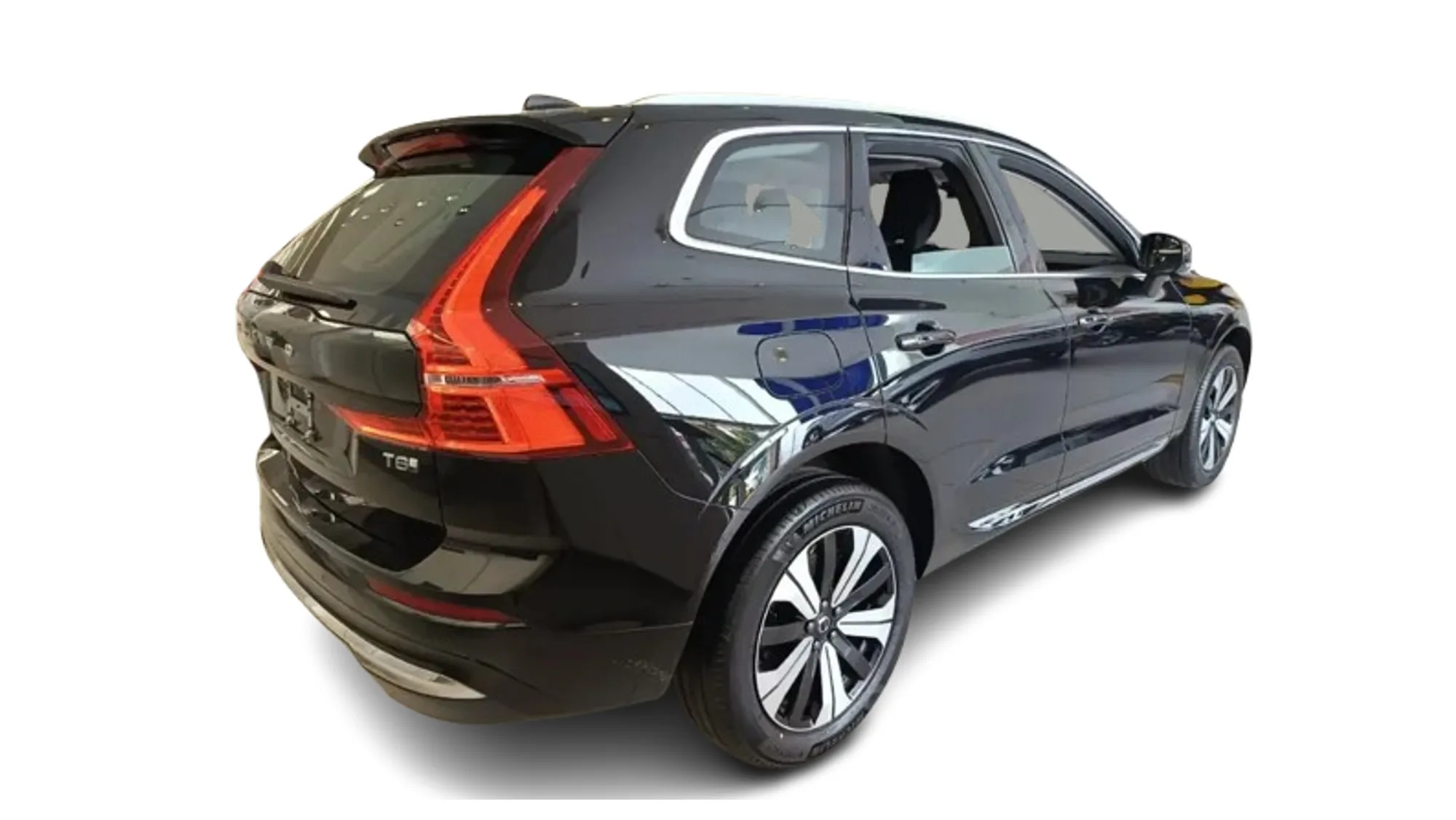 SUV Volvo XC 60 T6 2026 in Tampa — photo 3
