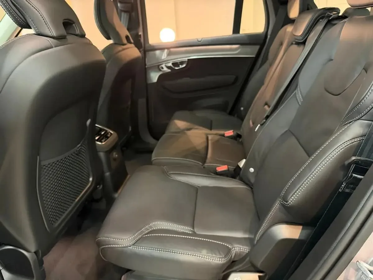 SUV Volvo XC 90 T8 2026 Hybrid in Kansas City — photo 6