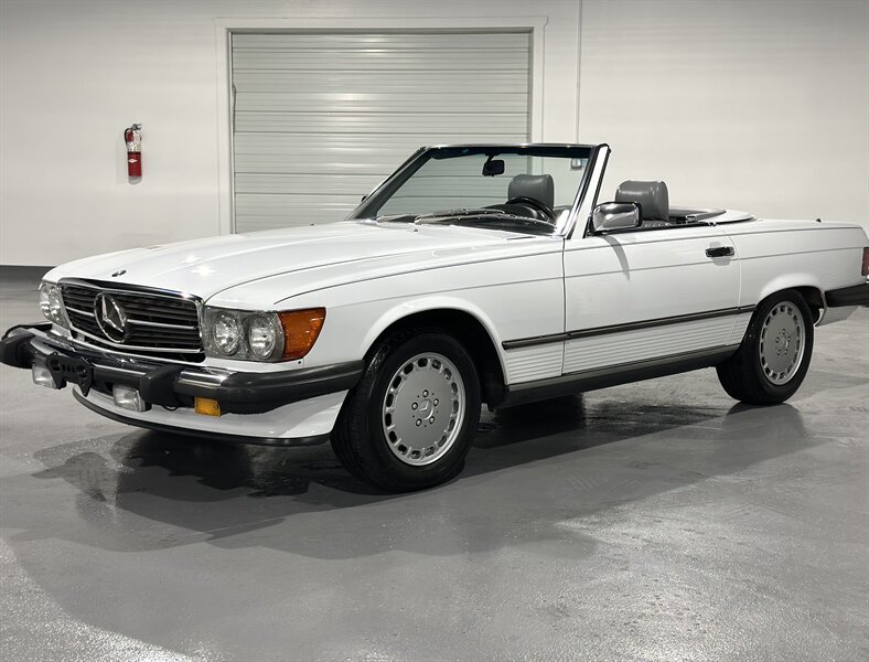 1988 Mercedes-Benz 560 SL White