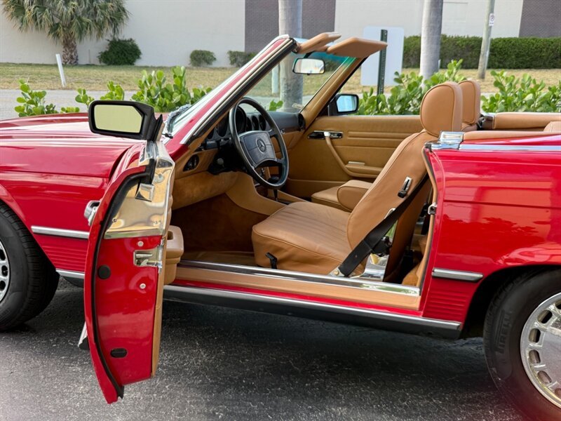 1989 Mercedes-Benz 560 SL Red