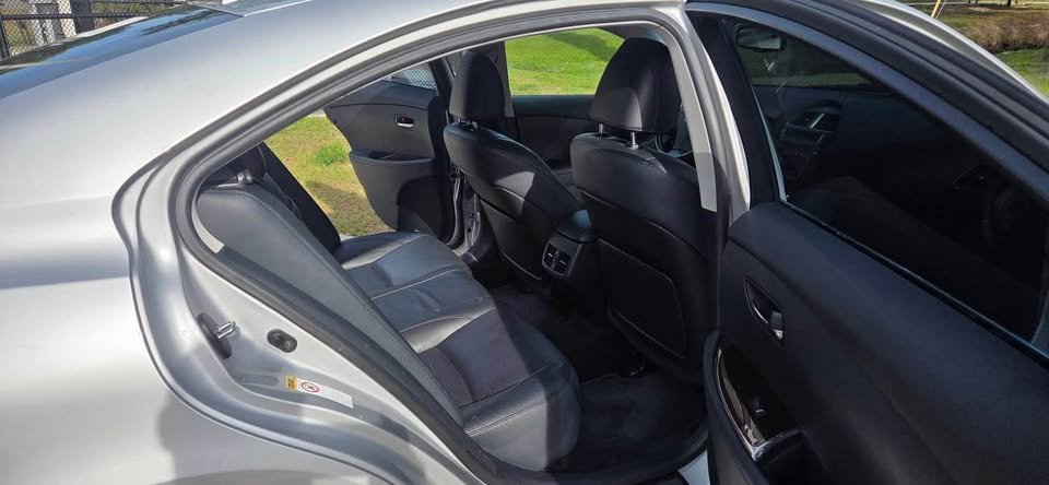 2010 Lexus ES Silver