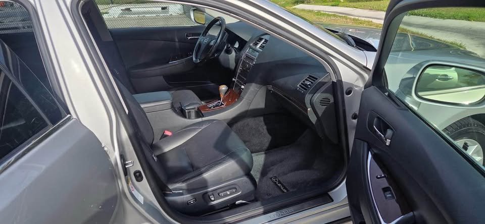 2010 Lexus ES Silver