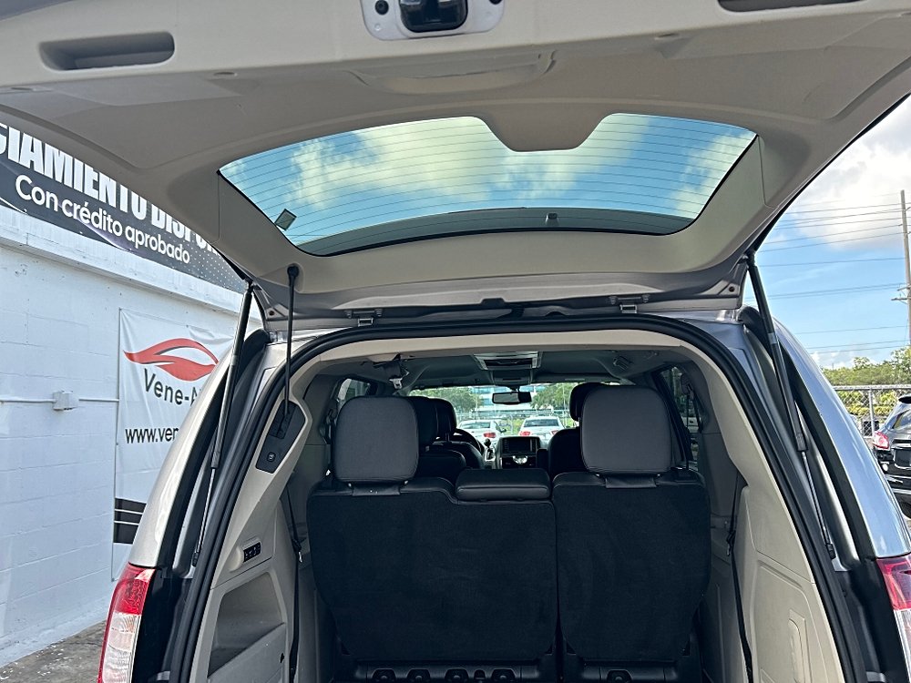 2013 Chrysler Town & Country 4dr Wgn Touring-L