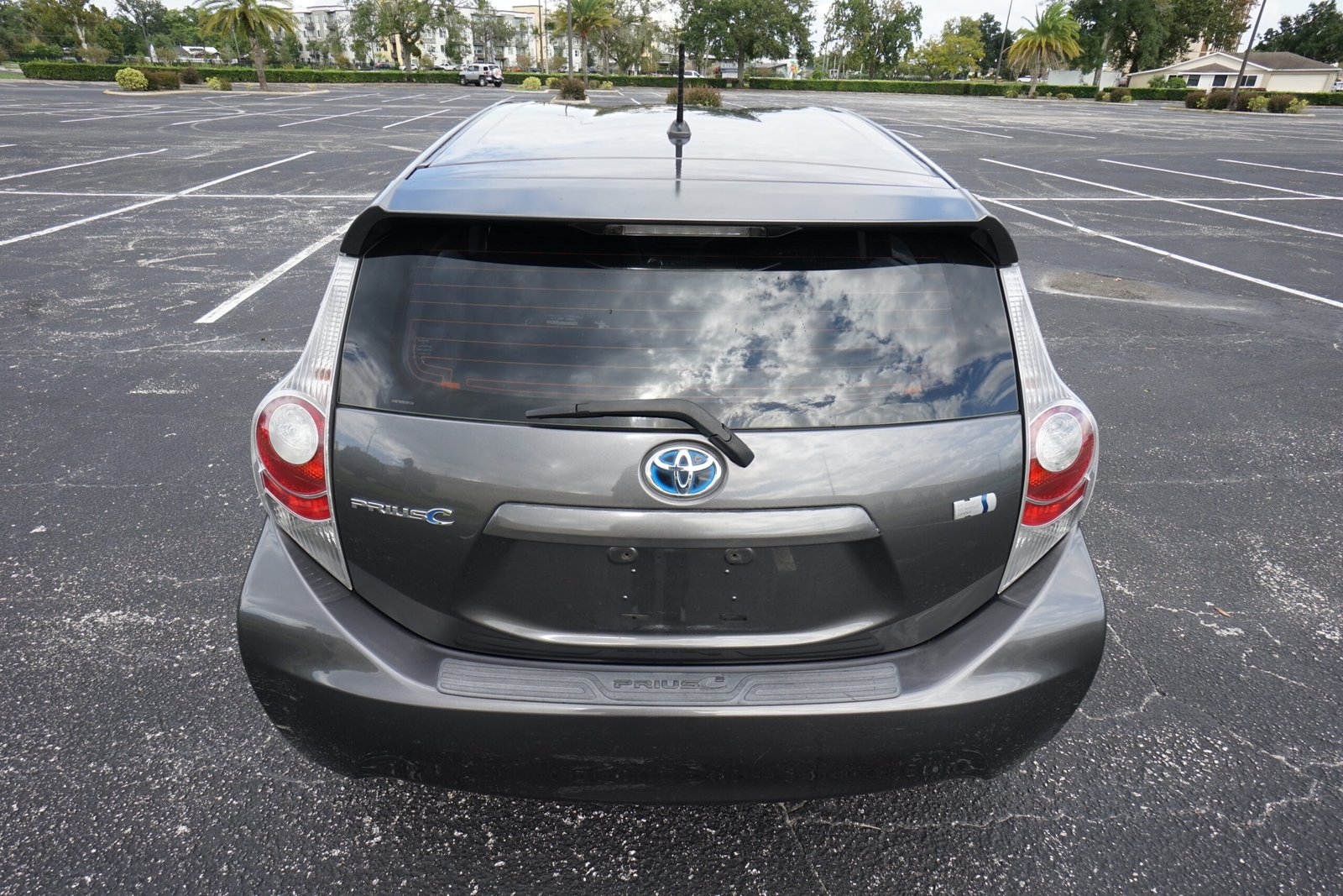 2013 Toyota Prius C One Hybrid FWD