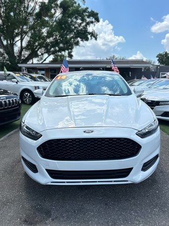 2014 Ford Fusion SE-White