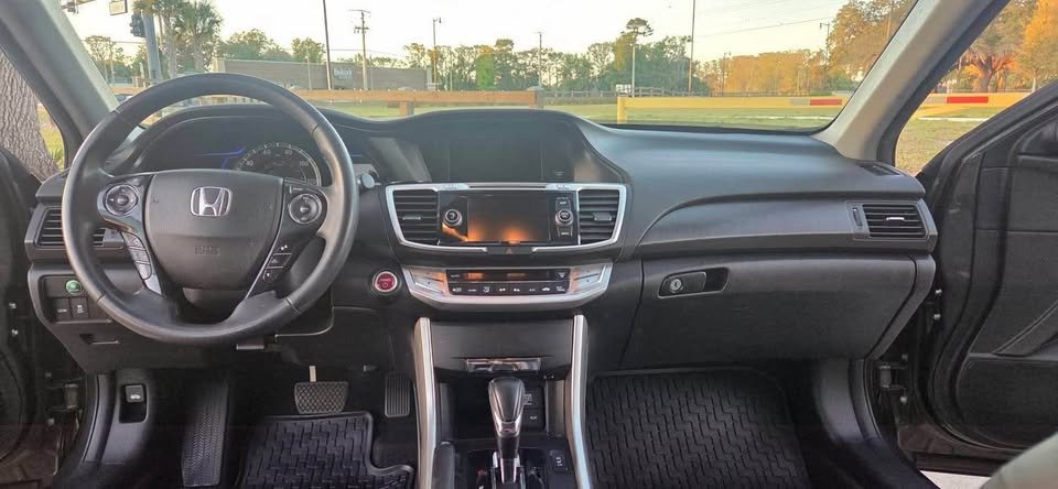 2014 Honda Accord Hybrid Grey
