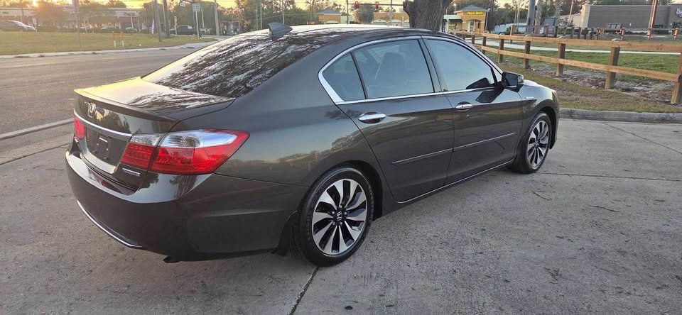 2014 Honda Accord Hybrid Grey