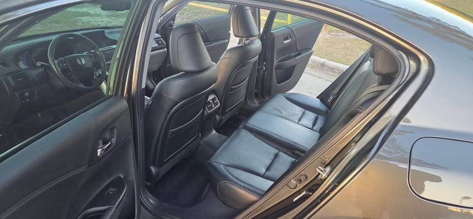 2014 Honda Accord Hybrid Grey