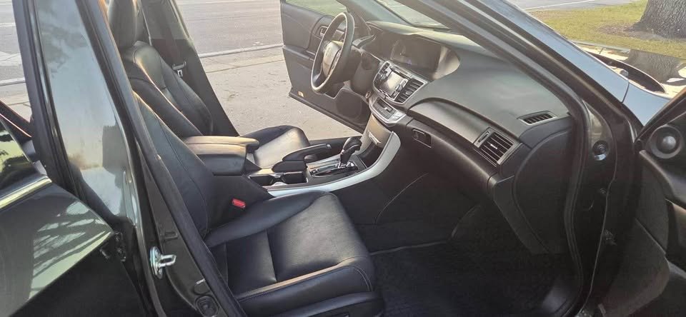 2014 Honda Accord Hybrid Grey