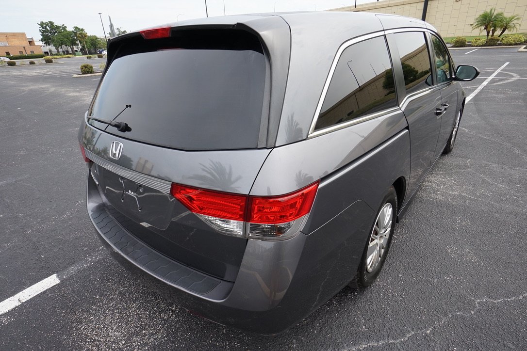 2014 Honda Odyssey LX FWD 7 Passenger
