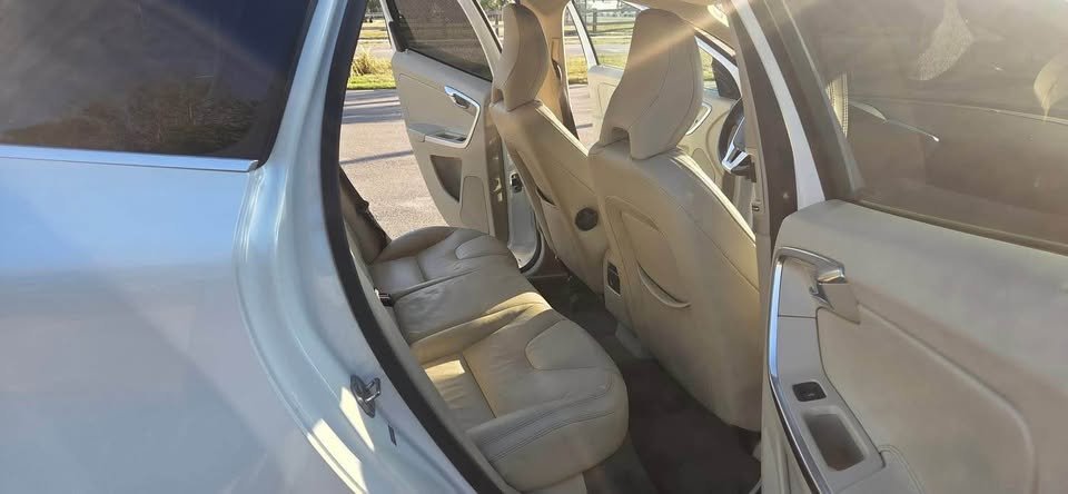 2014 Volvo XC60 White