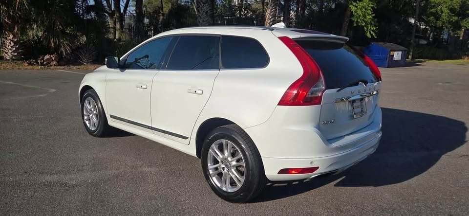2014 Volvo XC60 White