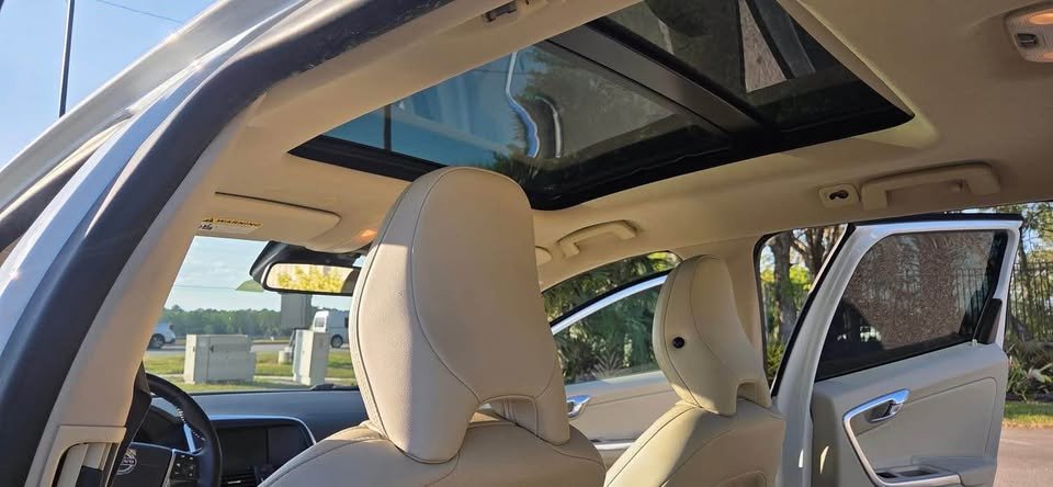 2014 Volvo XC60 White