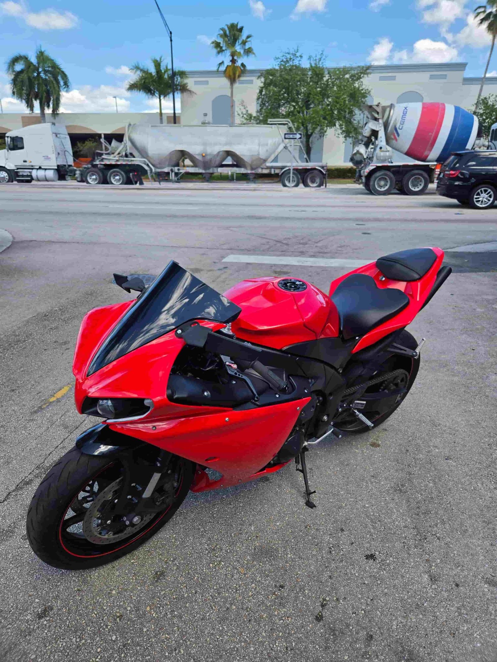 2014 Yamaha YZF R1 1000CC