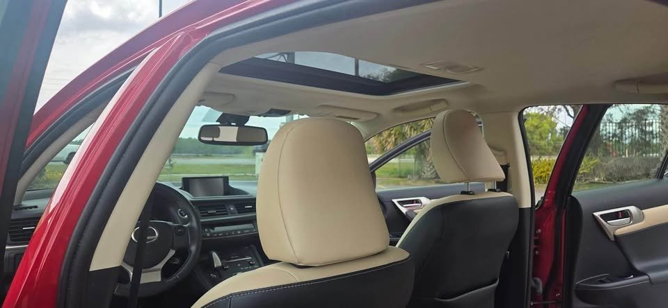 2015 Lexus CT Hybrid Red