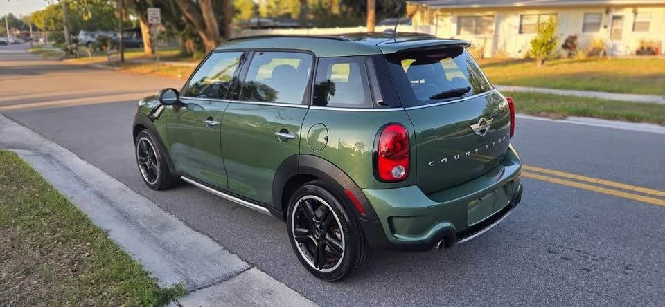 2015 Mini Cooper Green