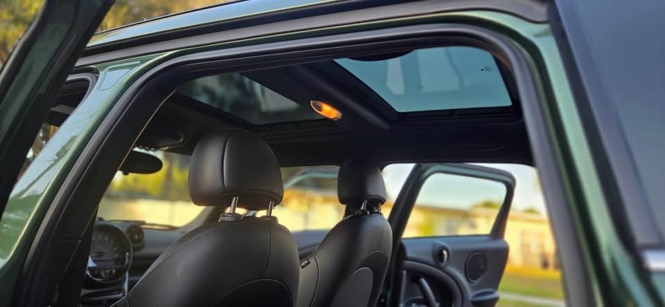 2015 Mini Cooper Green
