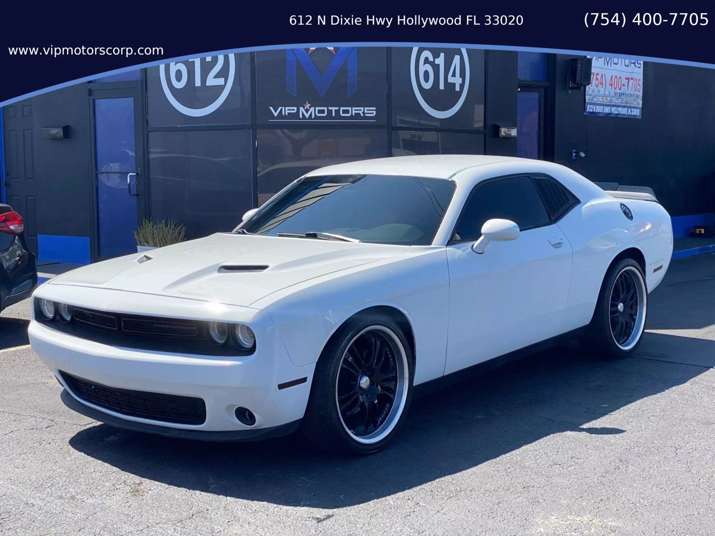 2016 Dodge Challenger R/T Coupe RWD