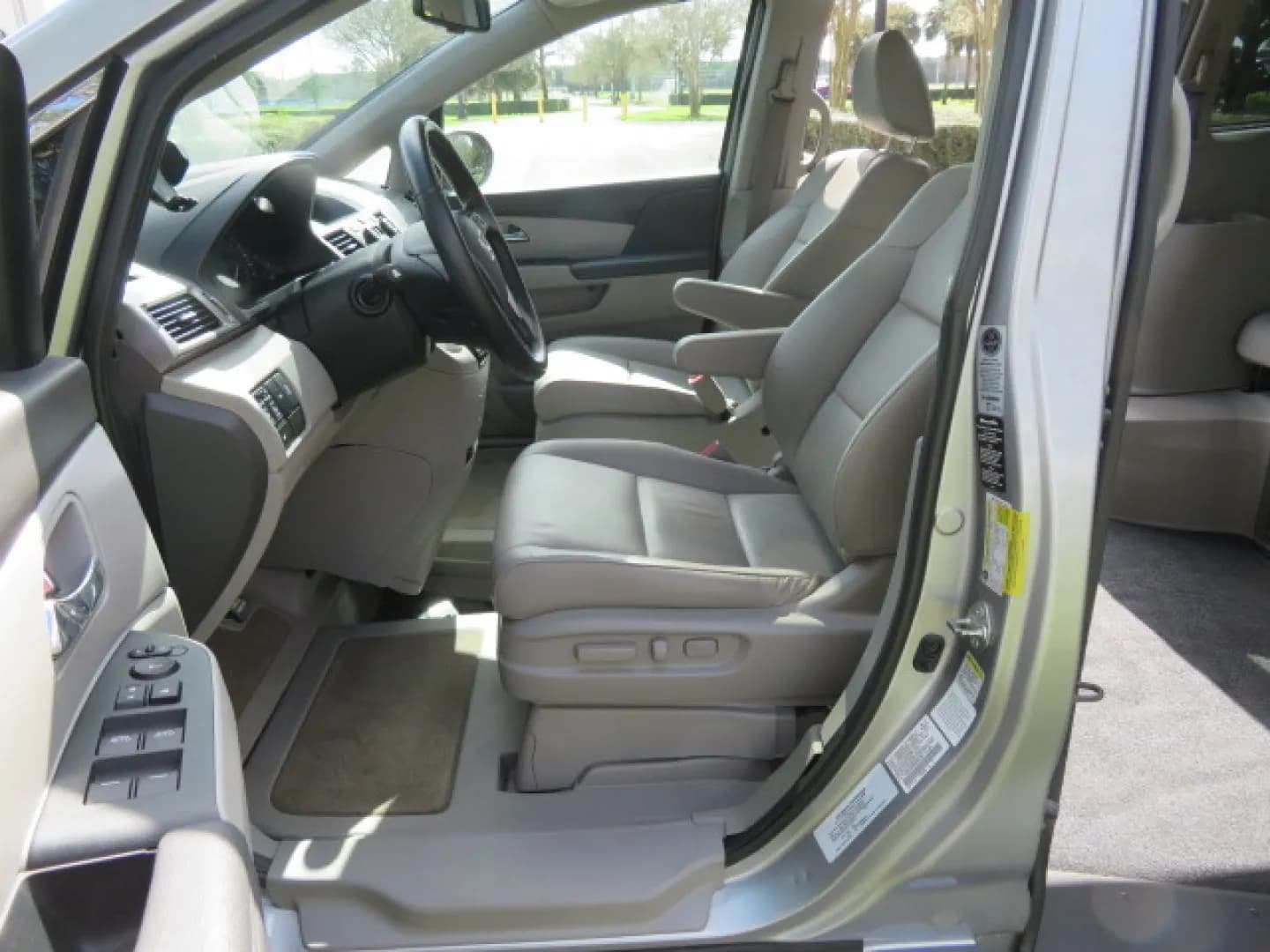 2016 Honda Odyssey EX-L Silver