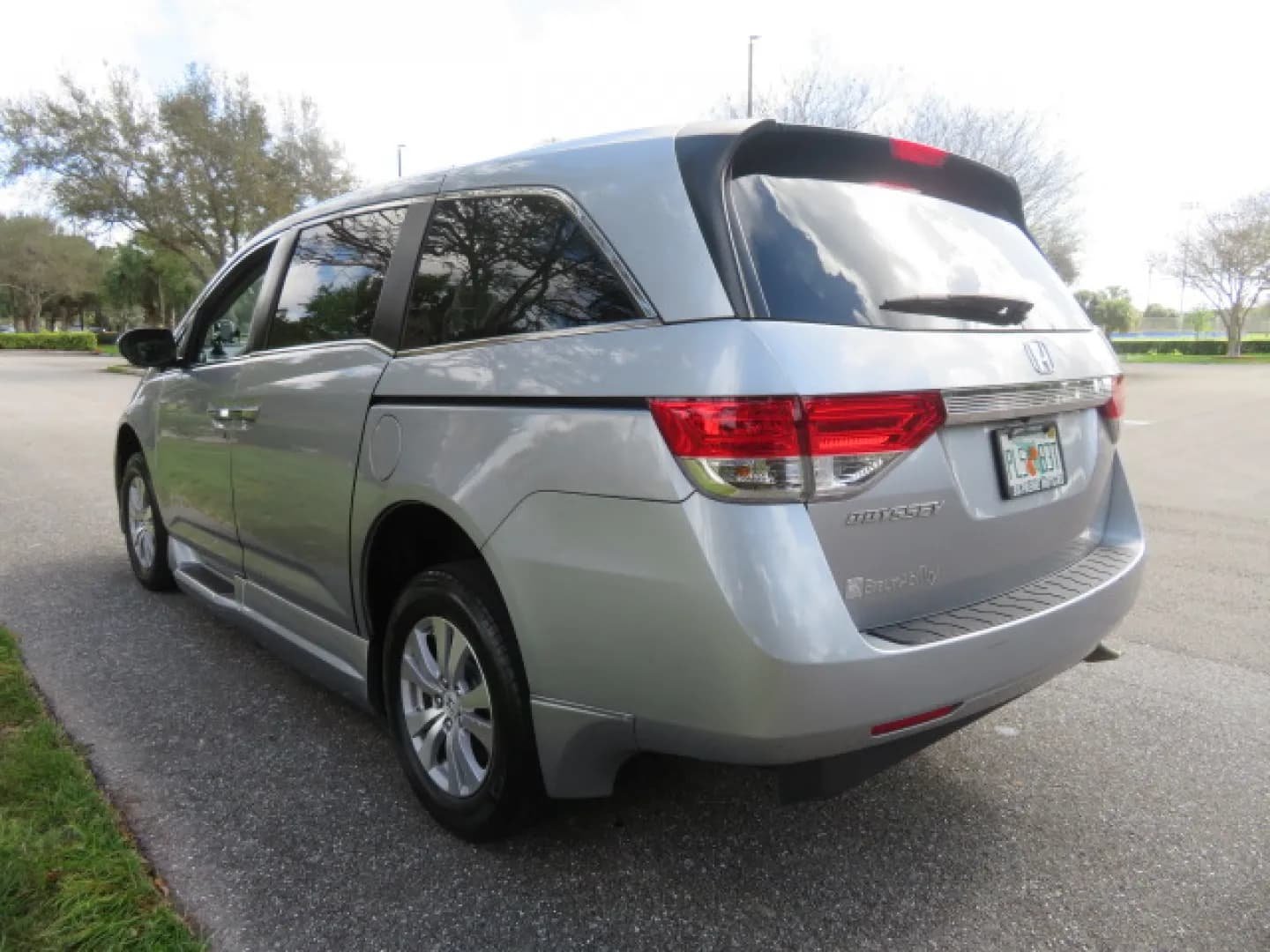 2016 Honda Odyssey EX-L Silver