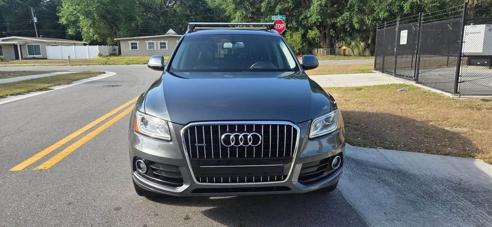 2017 Audi Q5 Grey
