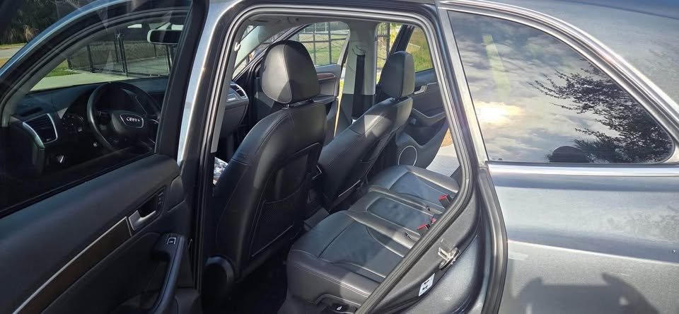 2017 Audi Q5 Grey