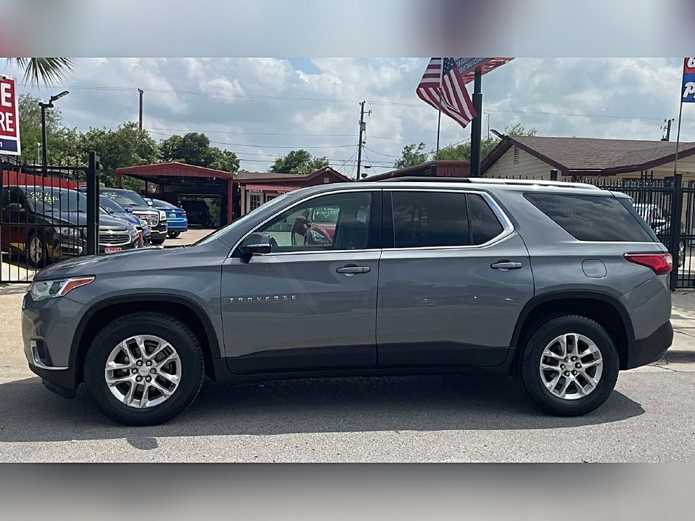 2018 Chevrolet Traverse LT Grey