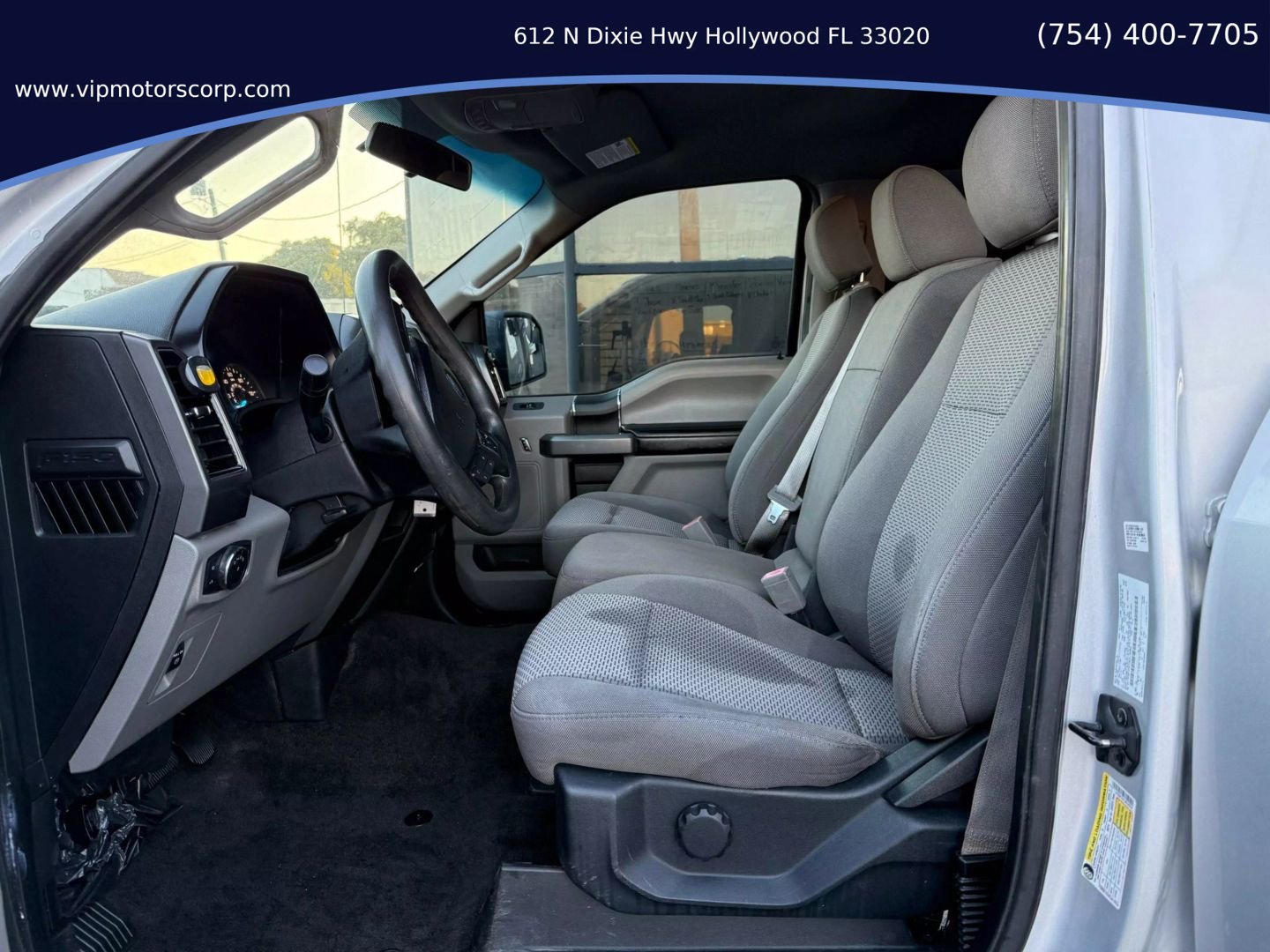 2018 Ford F-150 SuperCrew Cab XLT Silver