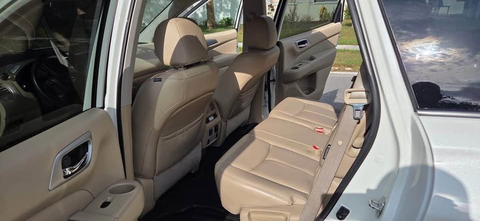 2018 Nissan Pathfinder White