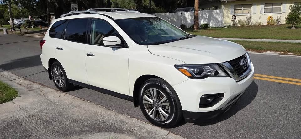 2018 Nissan Pathfinder White