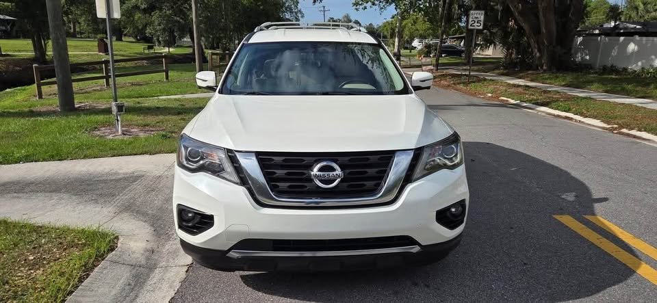 2018 Nissan Pathfinder White