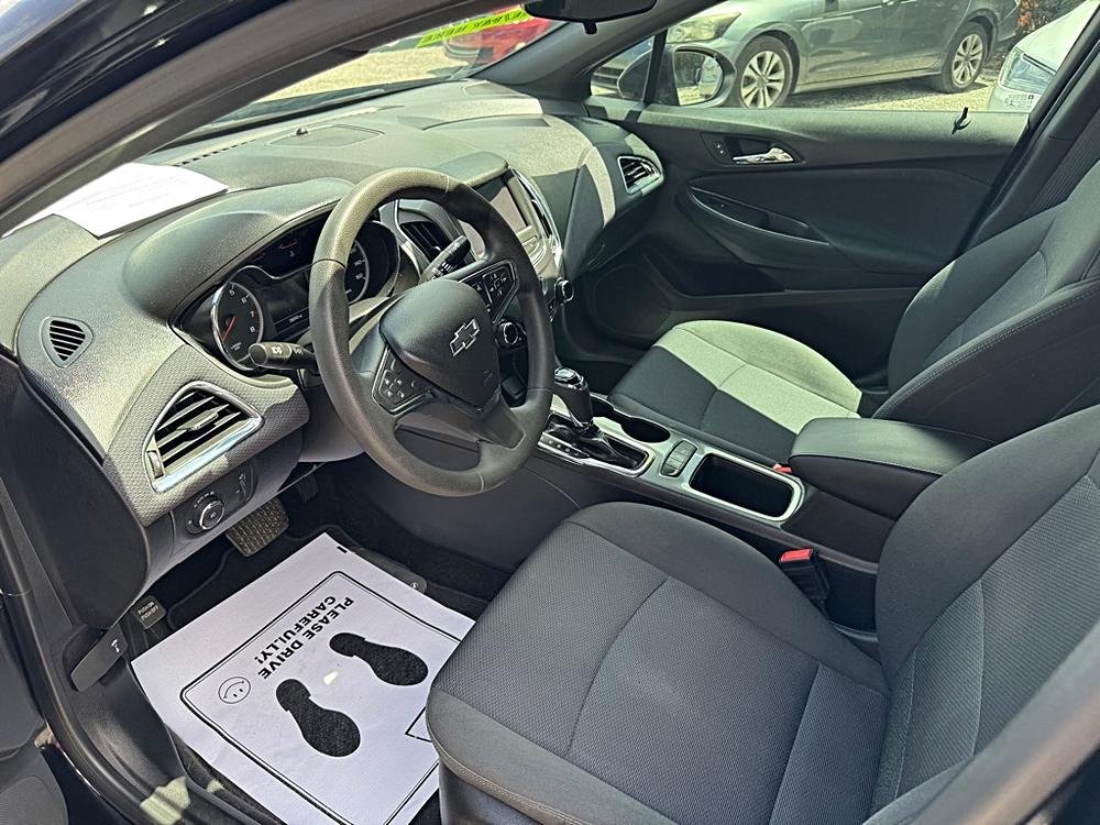 2019 Chevrolet Cruze LT Black