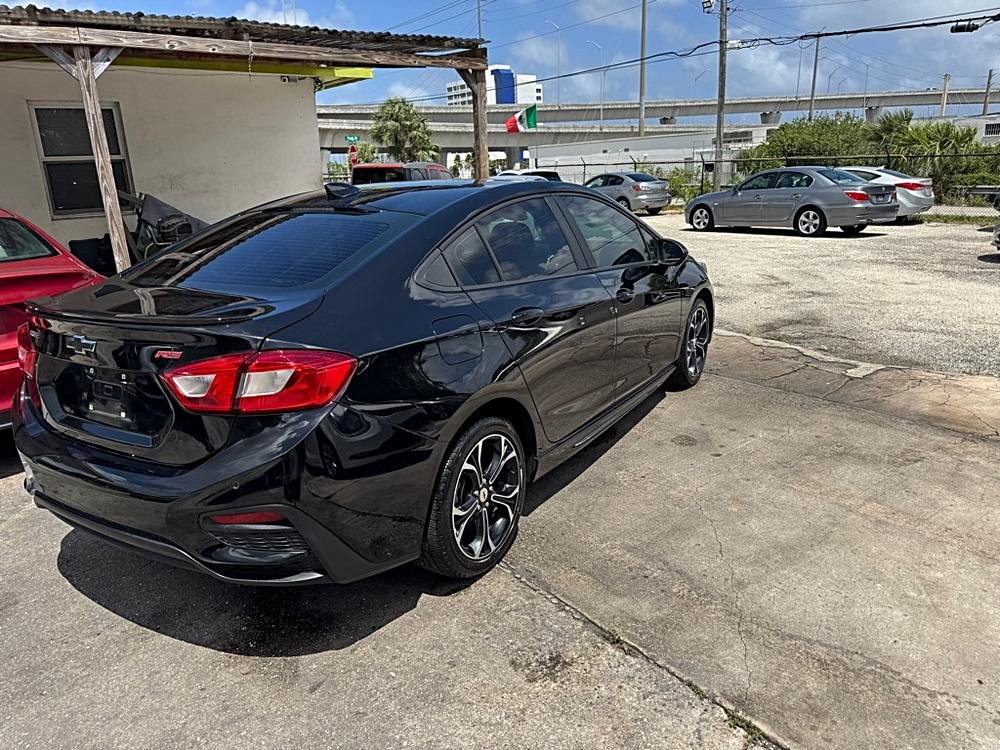 2019 Chevrolet Cruze LT Black